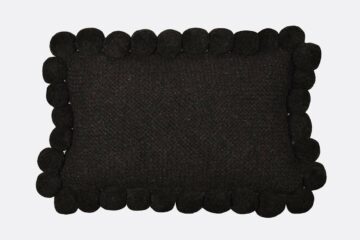 Coussin pompons rectangulaire noir 30x60 Finca Home