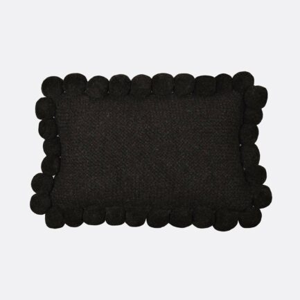 Coussin pompons rectangulaire noir 30x60 Finca Home