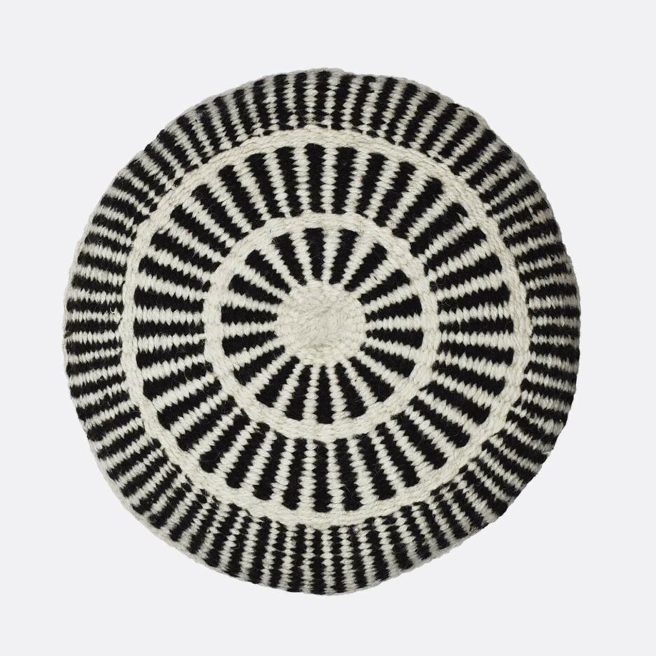 Coussin ethnique rond motif noir et blanc Finca Home