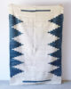 Tapis en laine motifs ethniques bleu Finca Home
