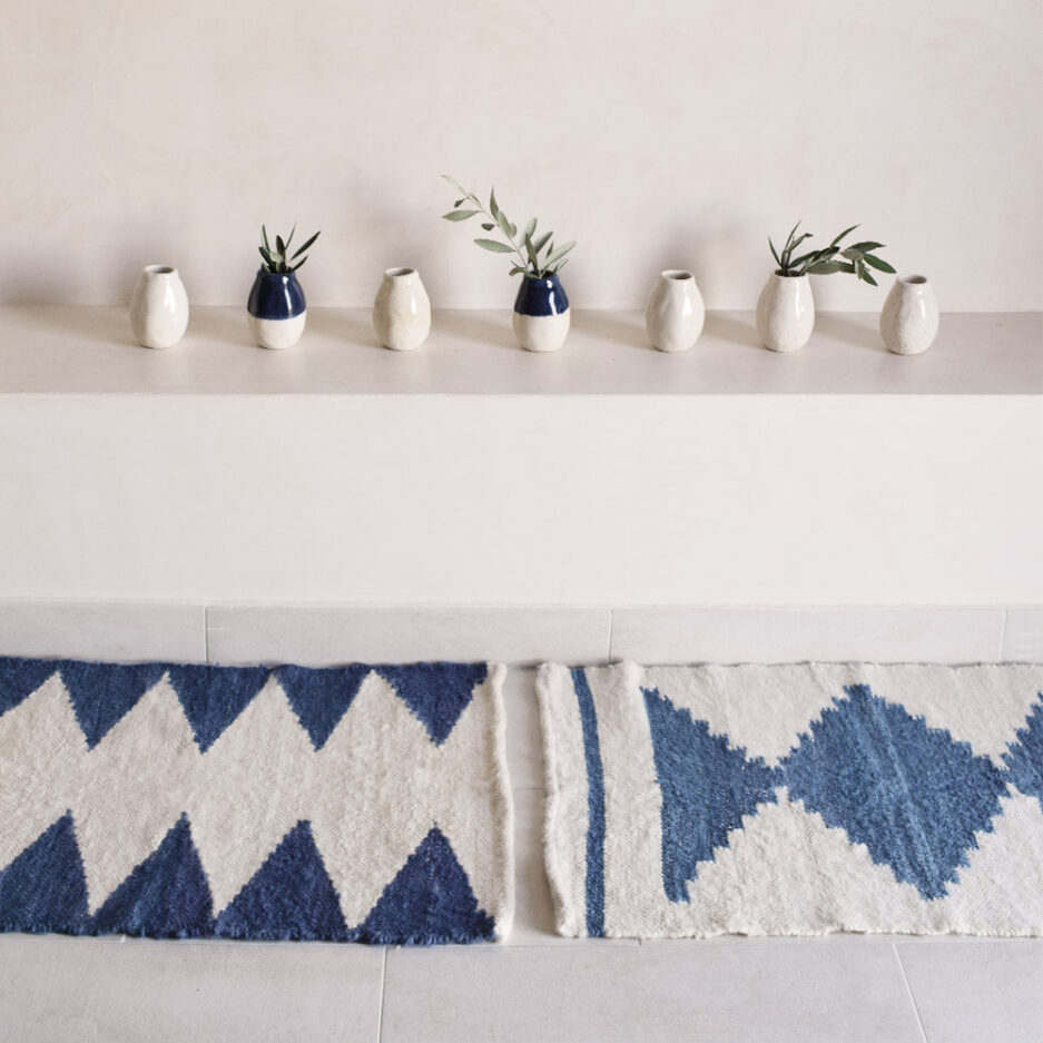 Mini tapis en laine bleu Finca Home