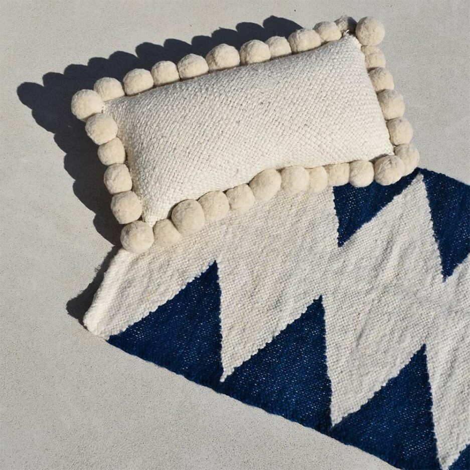 Mini tapis en laine motifs ethniques bleu Finca Home