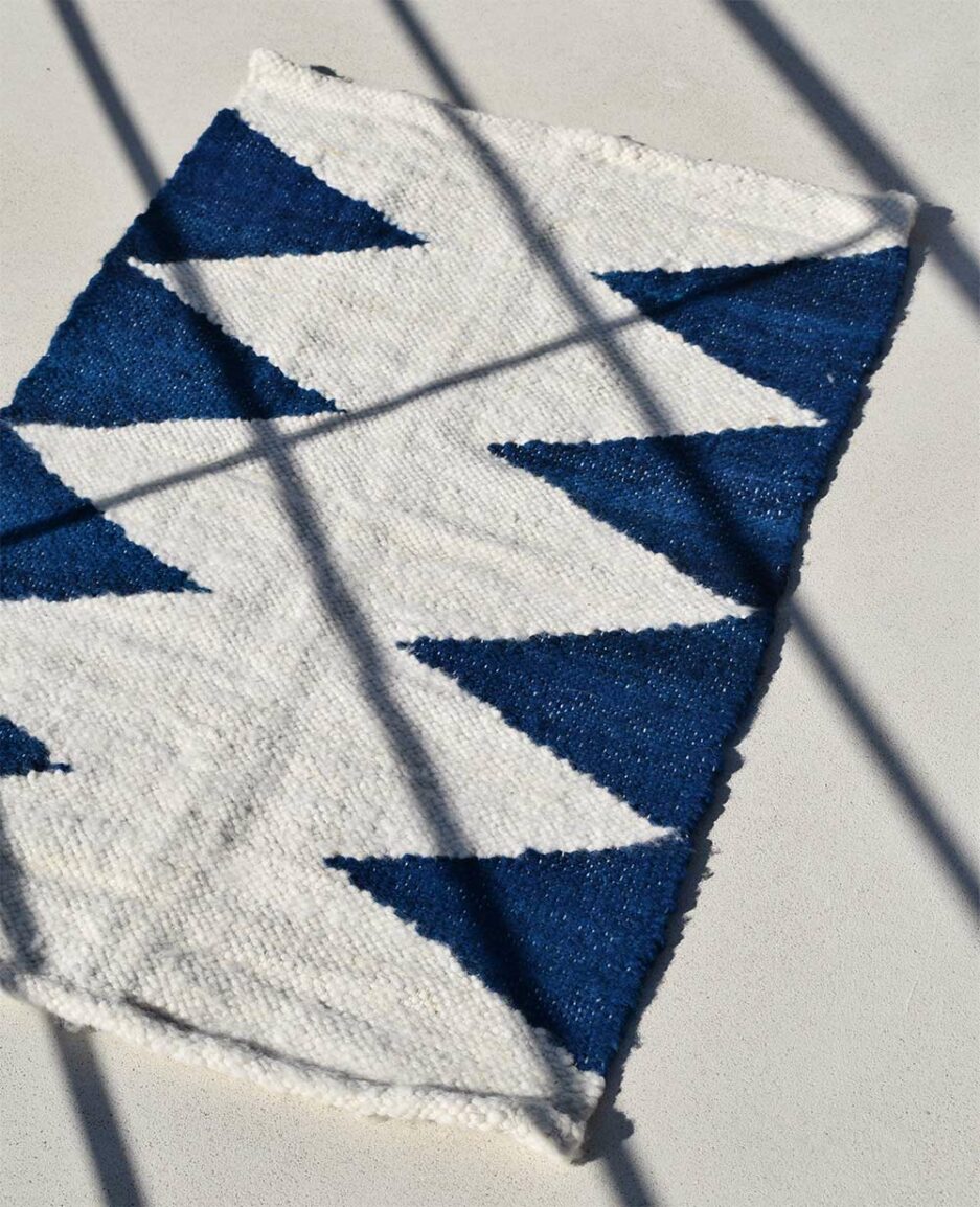 Mini tapis en laine motifs ethniques bleu Finca Home