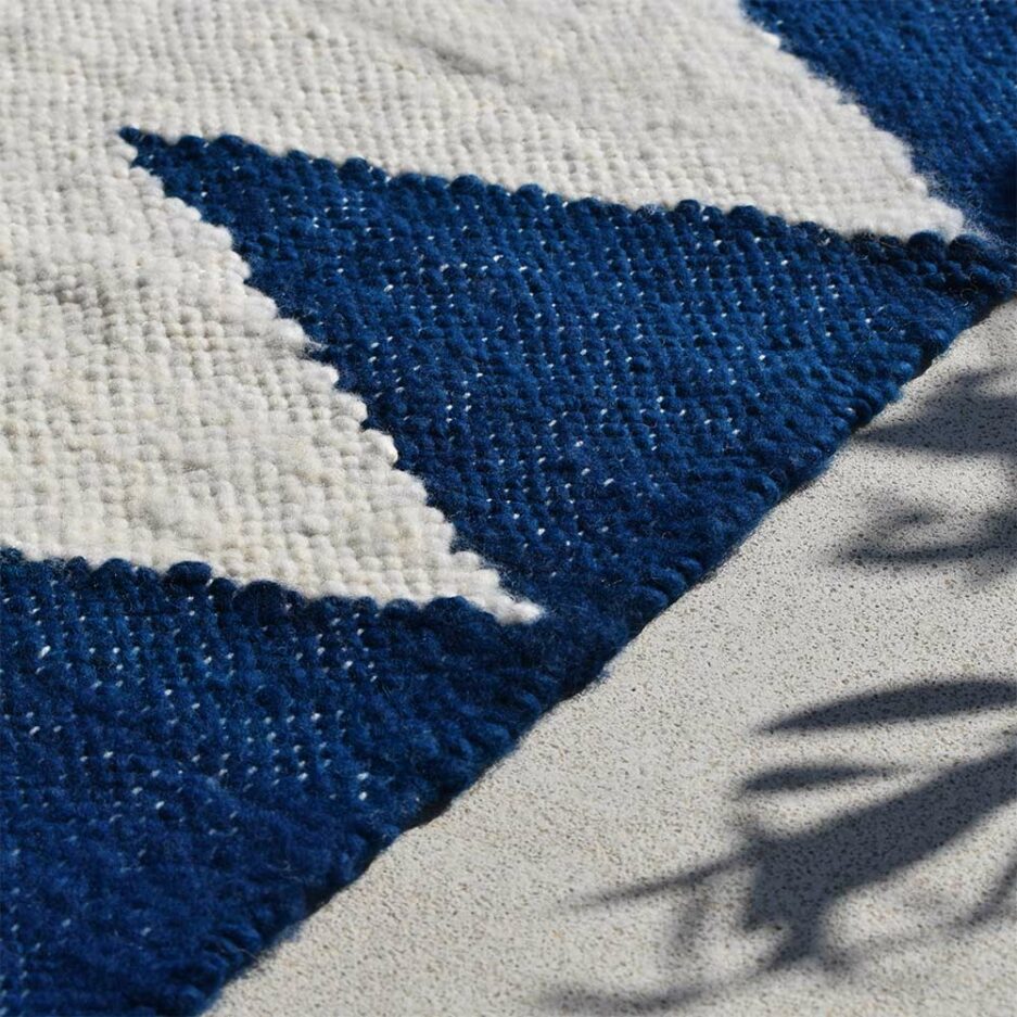 Mini tapis en laine motifs ethniques bleu Finca Home