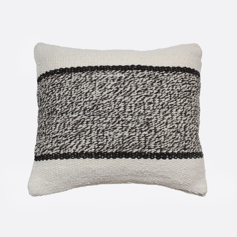 Coussin rectangulaire noir et blanc Finca Home