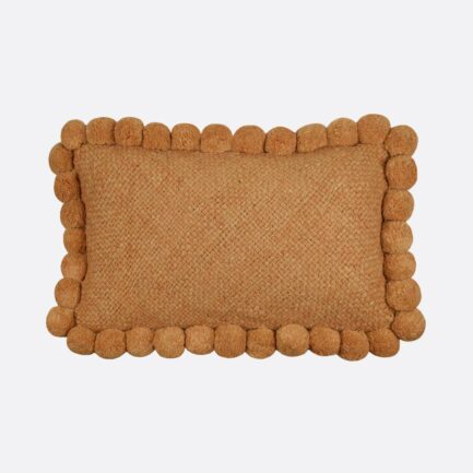 Coussin pompons rectangulaire ocre 30x60 Finca Home