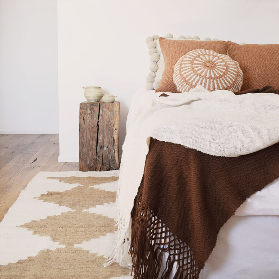 Plaid en laine de lama marron foncé Finca Home