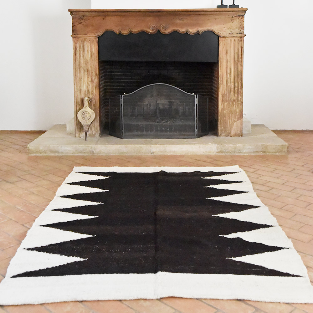 Tapis en laine noir - Tapis motifs ethniques - Finca Home